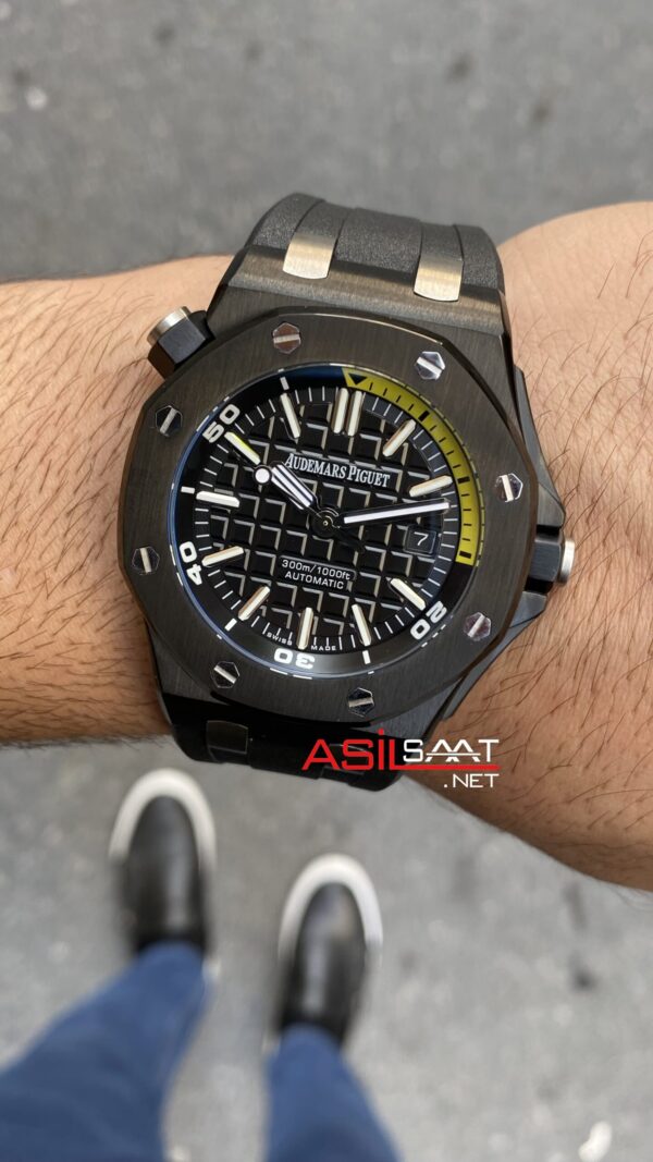 Audemars Piguet Royal Oak Offshore Ceramic Diver Siyah Kadran 42 mm 15707CE.OO.A002CA.01 Black Replika Saat APOD005 Audemars Piguet Royal Oak Offshore Ceramic Diver Siyah Kadran 42 mm 15707CE.OO.A002CA.01 Black Replika Saat APOD005