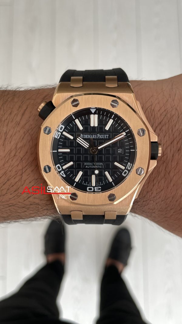 Audemars Piguet Royal Oak Offshore Diver Siyah Kadran 15340OR Rosegold 42mm Replika Saat