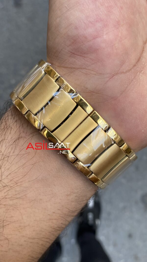 Bvlgari Nuclearneapon Kadran Siyah Gold Replika Saat BGN004