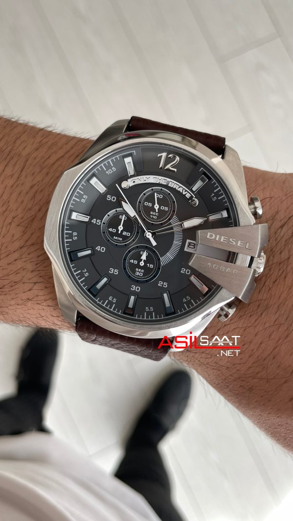 Diesel DZ4423 Mega Chief Kahverengi Silver 51mm Erkek Kol Saati Diesel DZ4423 Mega Chief Kahverengi Silver 51mm Erkek Kol Saati