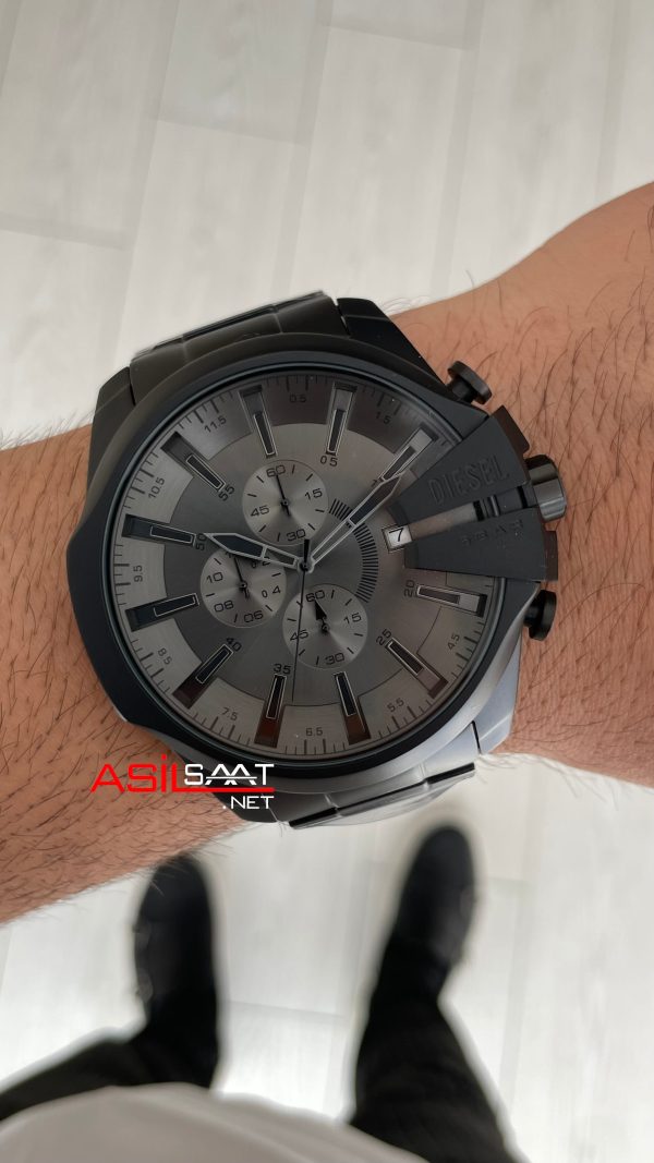 Diesel DZ4676 Mega Chief Black PVD 48mm Erkek Kol Saati Diesel DZ4676 Mega Chief Black PVD 48mm Erkek Kol Saati