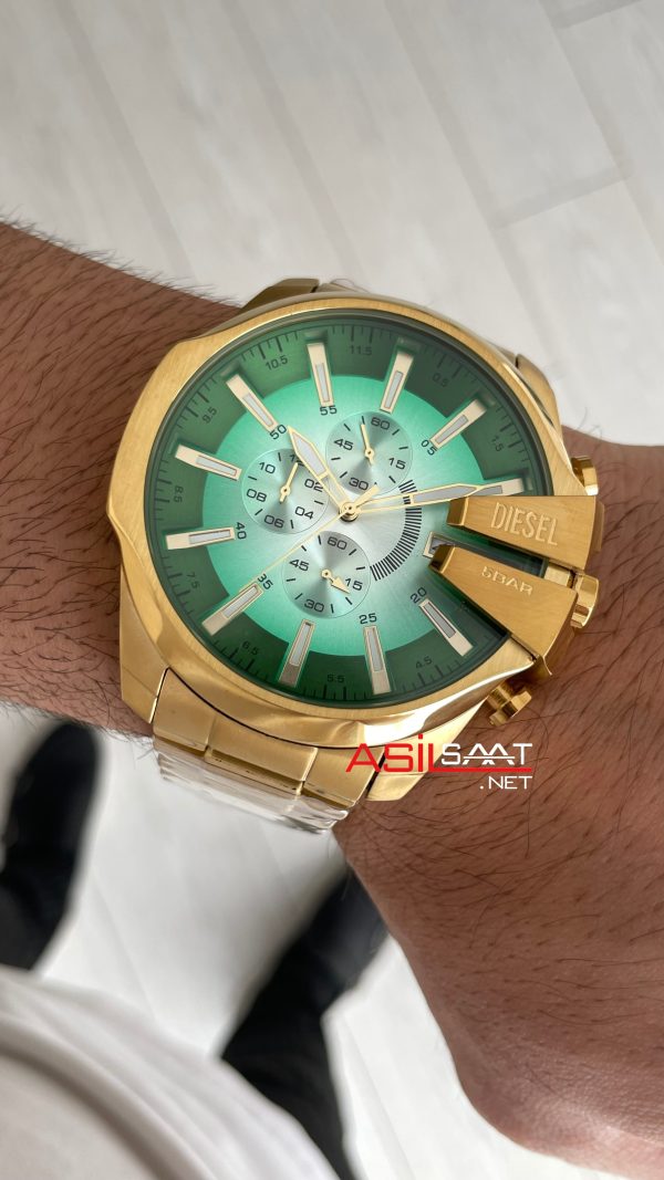 Diesel DZ4684 Mega Chief Yeşil Gold 48mm Erkek Kol Saati Diesel DZ4684 Mega Chief Yeşil Gold 48mm Erkek Kol Saati
