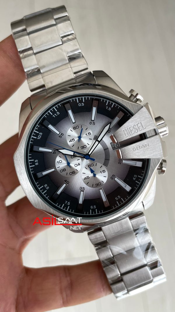 Diesel DZ4686 Mega Chief Beyaz Silver 48mm Erkek Kol Saati Diesel DZ4686 Mega Chief Beyaz Silver 48mm Erkek Kol Saati