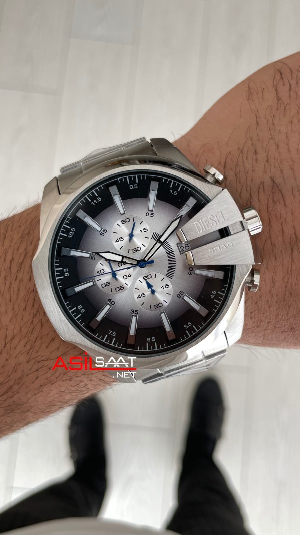 Diesel DZ4686 Mega Chief Beyaz Silver 48mm Erkek Kol Saati Diesel DZ4686 Mega Chief Beyaz Silver 48mm Erkek Kol Saati