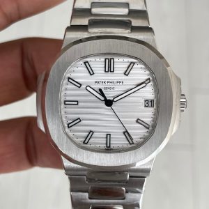 Patek Philippe Nautilus 5711 Silver 40mm Beyaz Kadran KING Factory