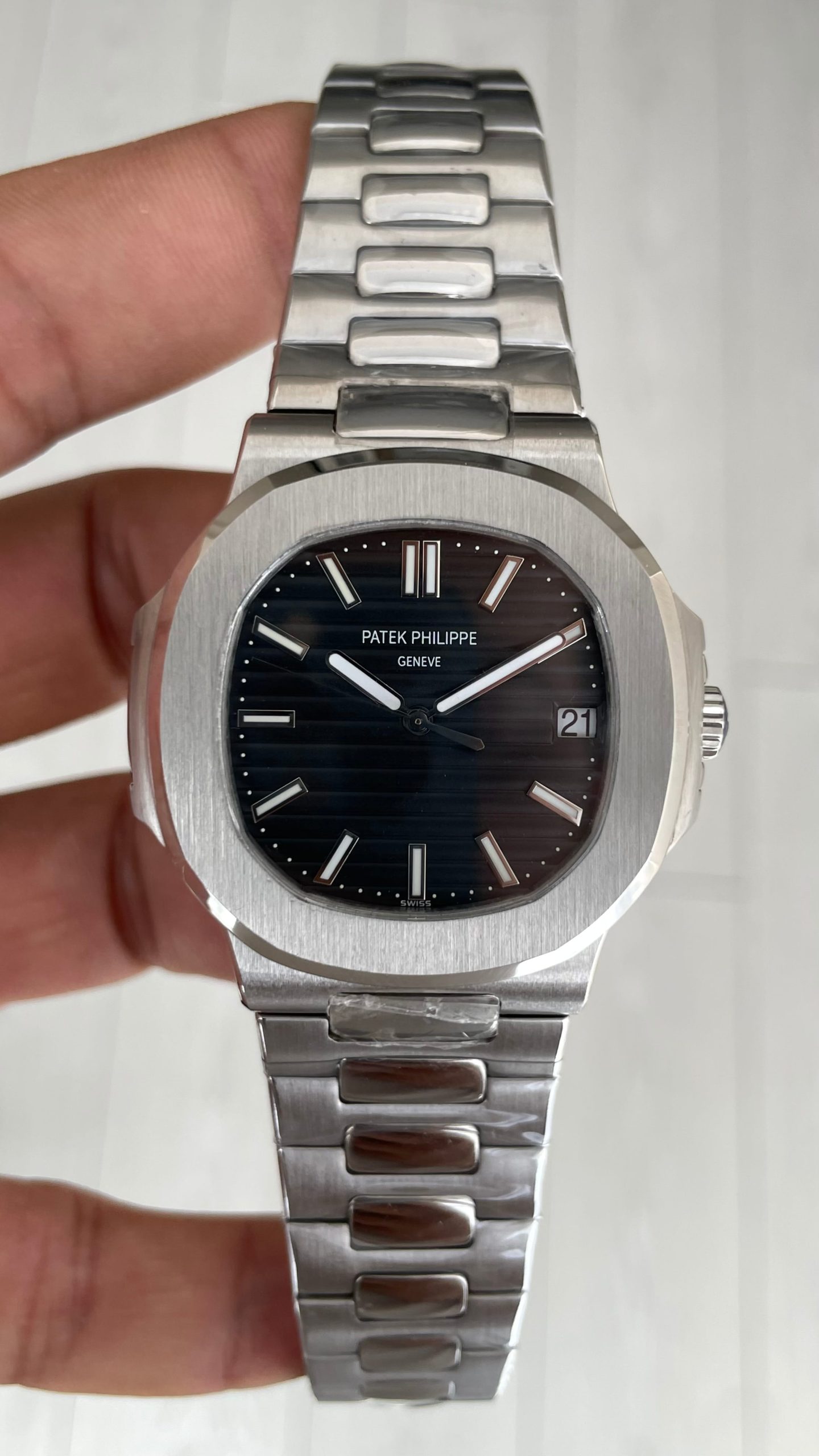 Patek Philippe Nautilus 5711 Silver 40mm Siyah Kadran KING Factory
