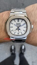Patek Philippe Nautilus Annual Calendar Beyaz Kadran 40 mm 5726 Silver Replika Saat PPNA071