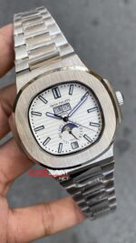 Patek Philippe Nautilus Annual Calendar Beyaz Kadran 40 mm 5726 Silver Replika Saat PPNA071