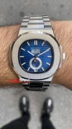 Patek Philippe Nautilus Annual Calendar Mavi Kadran 40 mm 5726 Silver Replika Saat PPNA072