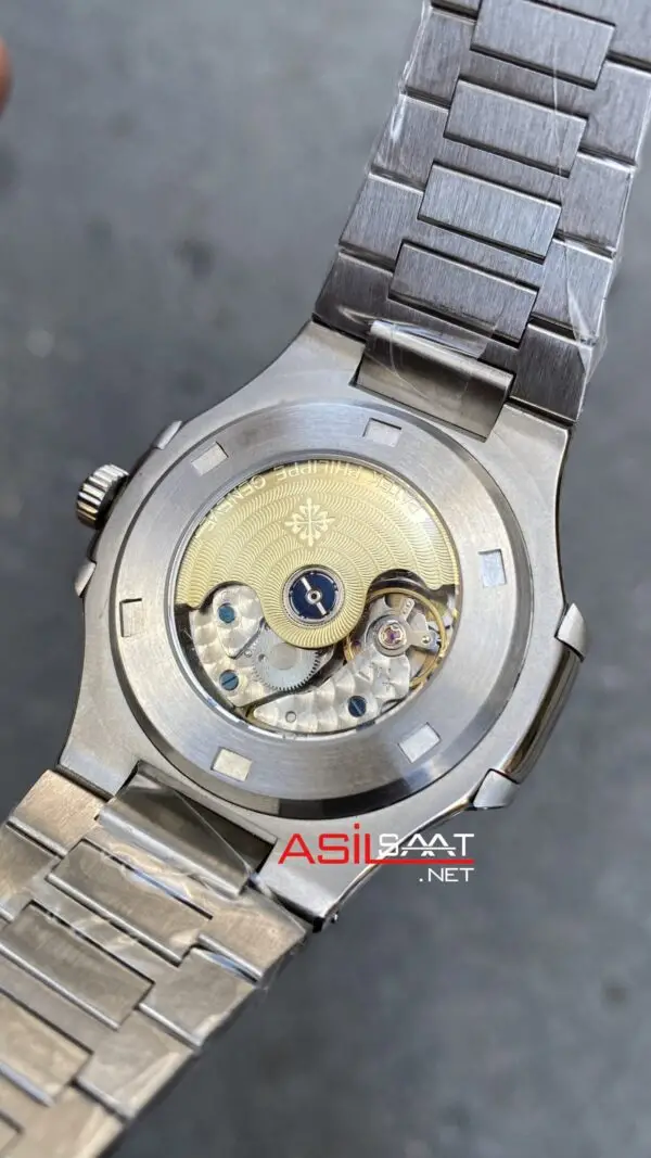 Patek Philippe Nautilus Annual Calendar Mavi Kadran 40 mm 5726 Silver Replika Saat PPNA072 Patek Philippe Nautilus Annual Calendar Mavi Kadran 40 mm 5726 Silver Replika Saat PPNA072