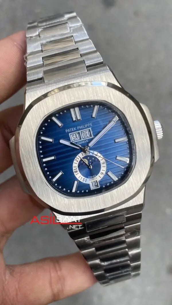 Patek Philippe Nautilus Annual Calendar Mavi Kadran 40 mm 5726 Silver Replika Saat PPNA072 Patek Philippe Nautilus Annual Calendar Mavi Kadran 40 mm 5726 Silver Replika Saat PPNA072