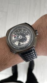 SevenFriday V Series V3/01 PVD Black 44mm