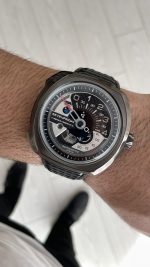 SevenFriday V Series V3/01 PVD Black 44mm