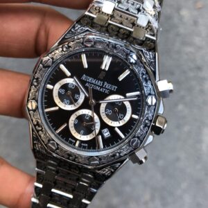 Audemars Piguet Royal Oak Chronograph 44 mm İşlemeli Kasa Siyah Kadran