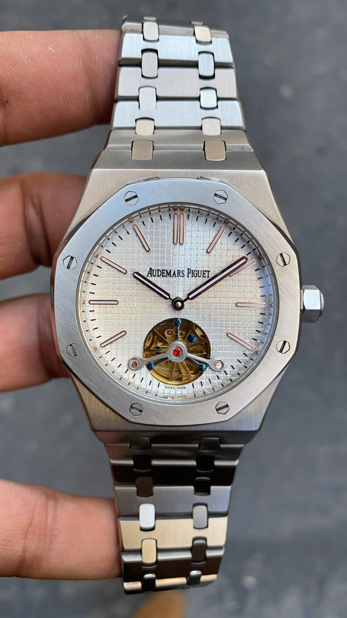 Audemars Piguet Royal Oak Flying Tourbillon Beyaz Silver 41 mm Audemars Piguet Royal Oak Flying Tourbillon Beyaz Silver 41 mm