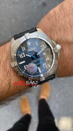 Breitling Avenger A17318 Siyah Kadran