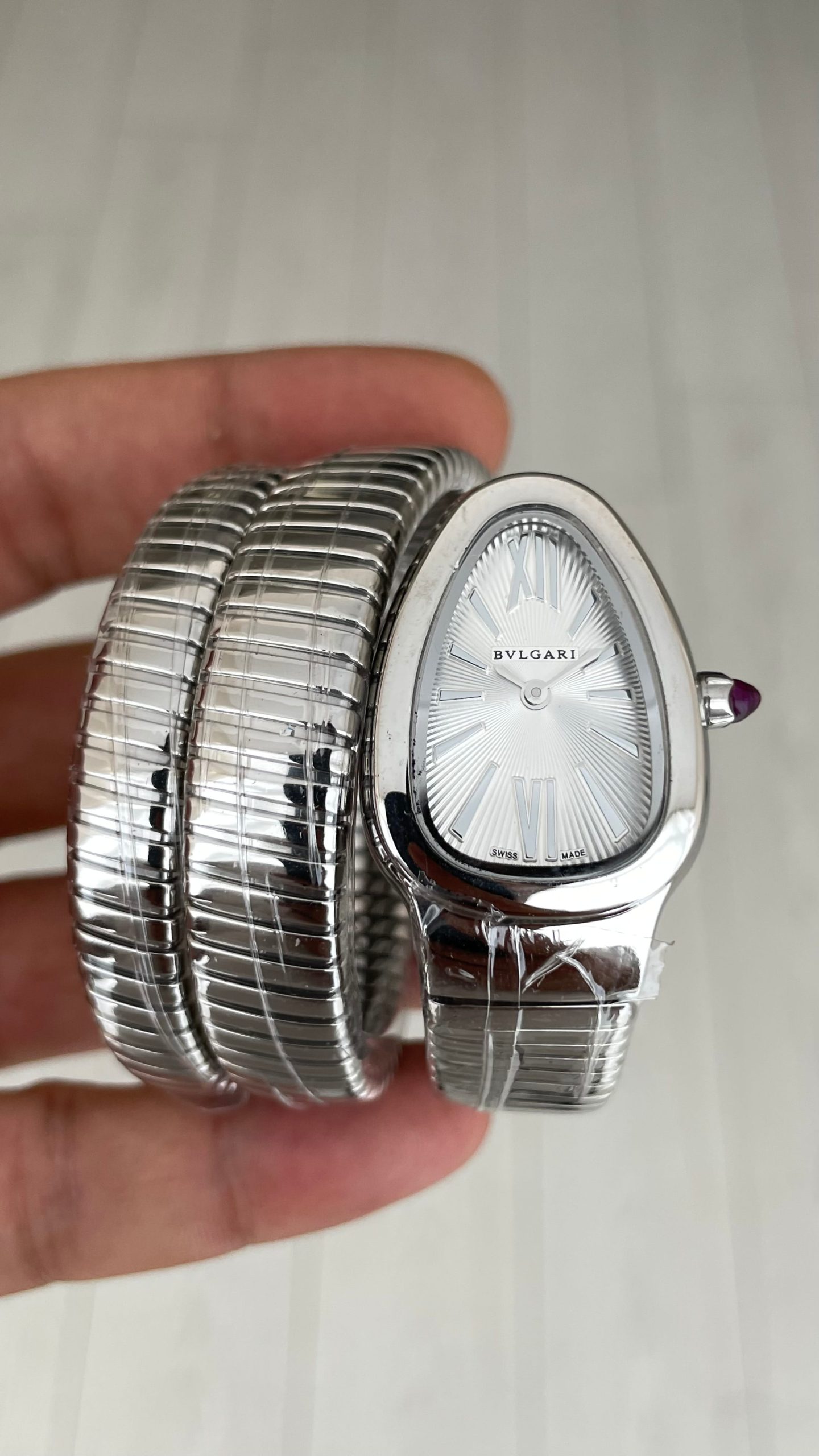 Bulgari Serpenti Tubogas Beyaz 101911 Ladies Silver 35mm 3 Sarmalı Kadın Kol Saati Bulgari Serpenti Tubogas Beyaz 101911 Ladies Silver 35mm 3 Sarmalı Kadın Kol Saati
