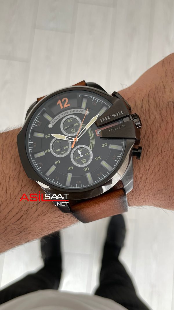 Diesel DZ4343 Mega Chief Black PVD Kahverengi 51mm Erkek Kol Saati Diesel DZ4343 Mega Chief Black PVD Kahverengi 51mm Erkek Kol Saati