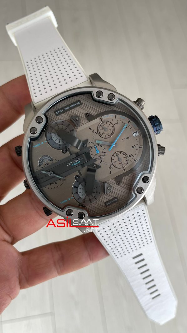 Diesel DZ7419 Mr. Daddy 2.0 Gri ve Beyaz 57mm Erkek Kol Saati