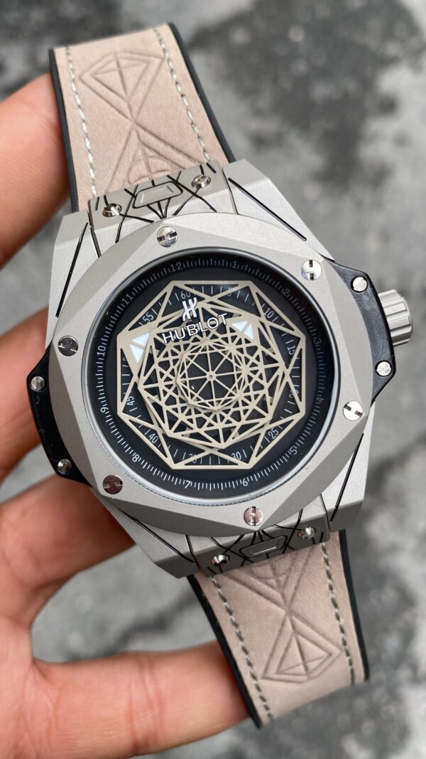 Hublot Big Bang Sang Bleu King Silver 44 mm