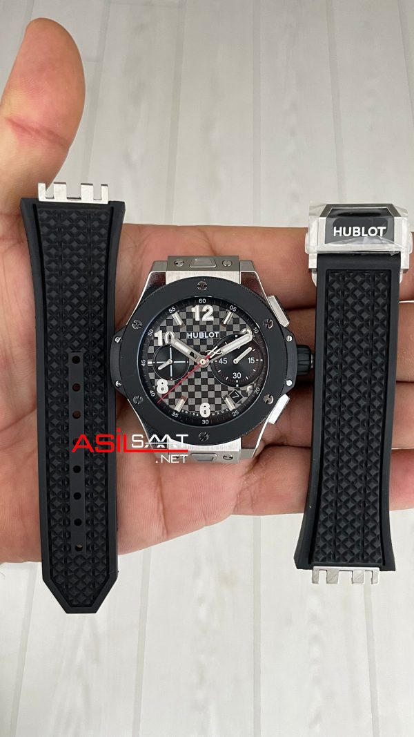 Hublot Big Bang Titanium Ceramic 20th Anniversary 43mm Siyah Super Clone Swiss ETA Saat ZF Factory Hublot Big Bang Titanium Ceramic 20th Anniversary 43mm Siyah Super Clone Swiss ETA Saat ZF Factory