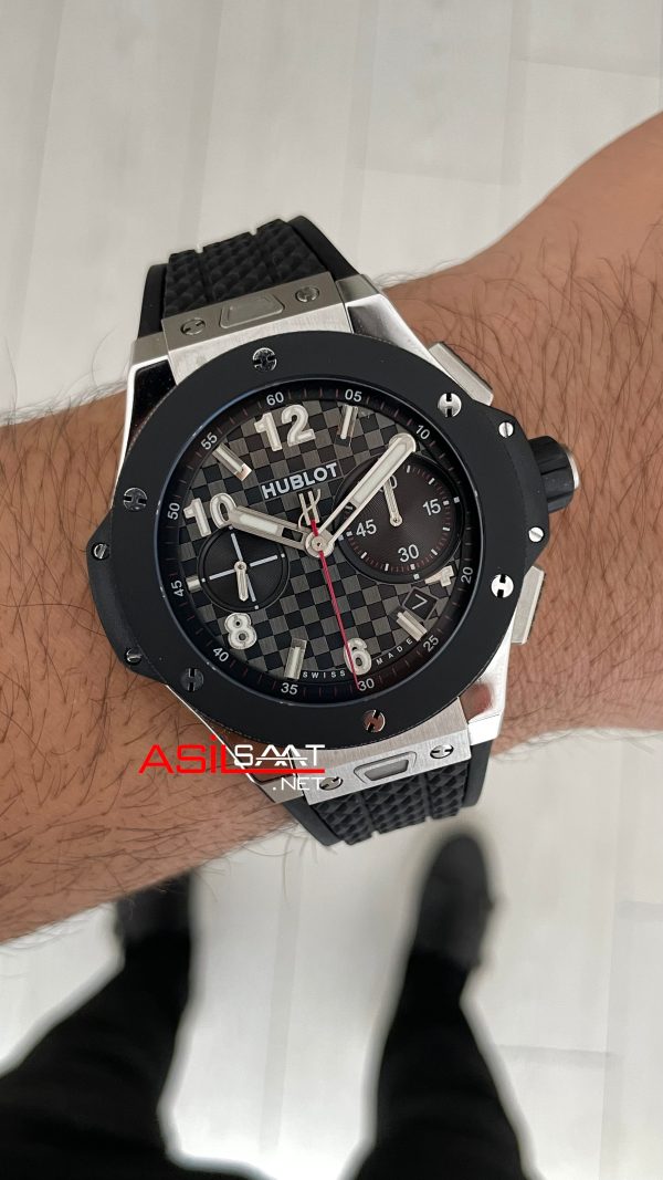 Hublot Big Bang Titanium Ceramic 20th Anniversary 43mm Siyah Super Clone Swiss ETA Saat ZF Factory Hublot Big Bang Titanium Ceramic 20th Anniversary 43mm Siyah Super Clone Swiss ETA Saat ZF Factory