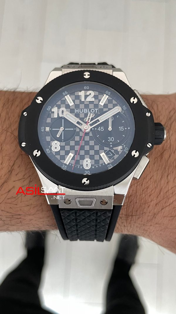 Hublot Big Bang Titanium Ceramic 20th Anniversary 43mm Siyah Super Clone Swiss ETA Saat ZF Factory Hublot Big Bang Titanium Ceramic 20th Anniversary 43mm Siyah Super Clone Swiss ETA Saat ZF Factory