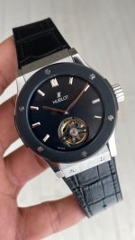 Hublot Classic Fusion Tourbillon Siyah 42mm PVD Black Silver Replika Saat