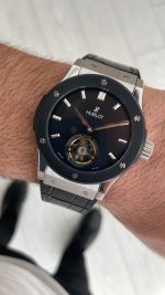 Hublot Classic Fusion Tourbillon Siyah 42mm PVD Black Silver Replika Saat