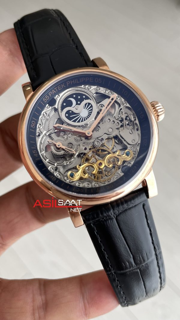 Patek Philippe Geneve Tourbillon İskelet Siyah Kadran 42mm Rose Skeleton Replika Saat