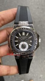 Patek Philippe Nautilus 5711 İşlemeli Kasa Siyah Replika Saat