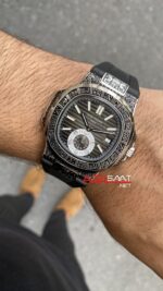 Patek Philippe Nautilus 5711 İşlemeli Kasa Siyah Replika Saat