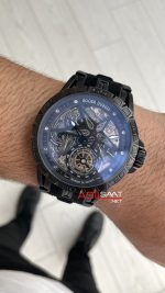 Roger Dubuis Excalibur Spider Pirelli Skeleton Tourbilllon PVD Siyah 48mm Replika Saat