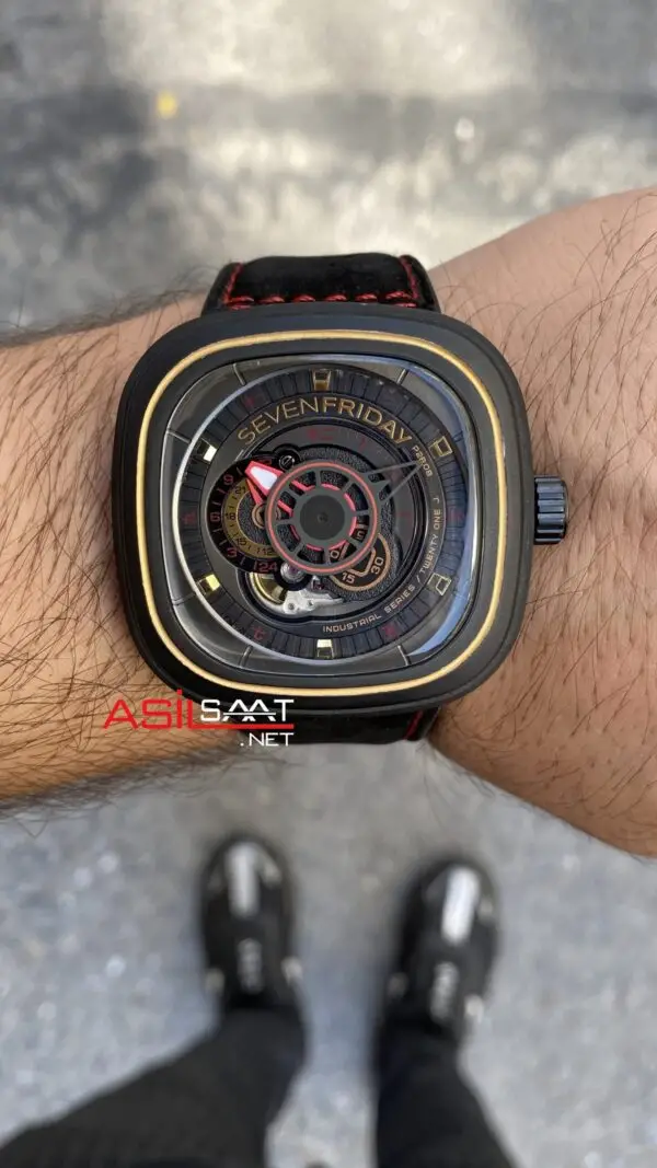 SevenFriday Lucky P Serisi P2B PVD Black SevenFriday Lucky P Serisi P2B PVD Black