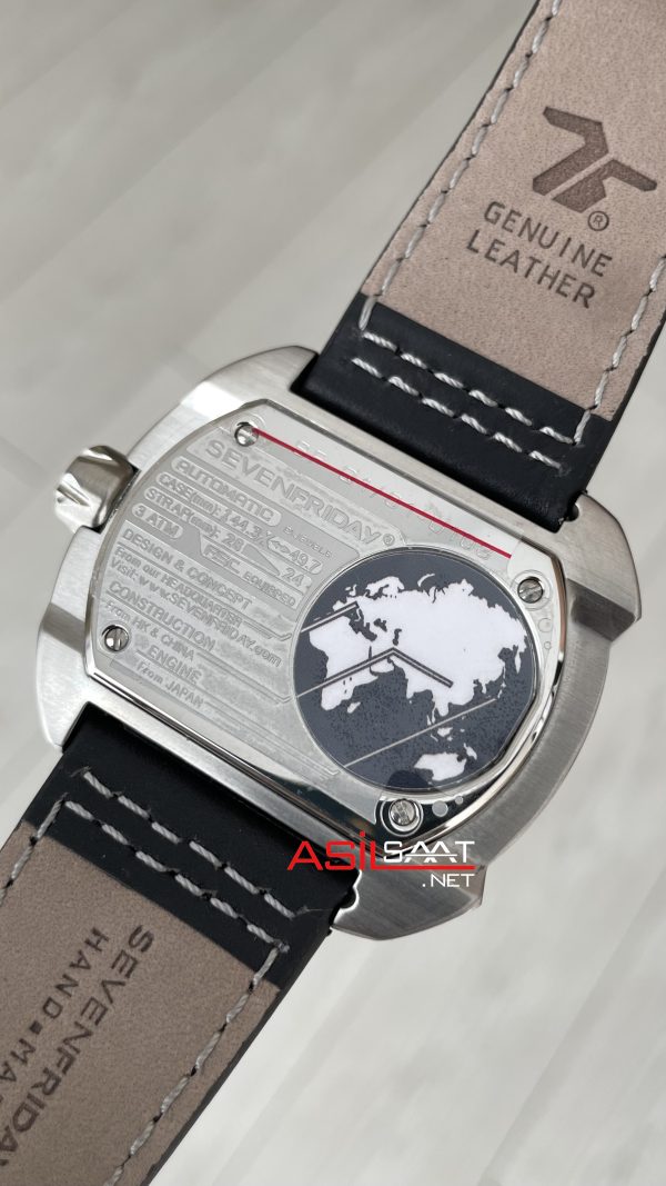 SevenFriday Q Series Q1/01 Beyaz Silver 44mm SevenFriday Q Series Q1/01 Beyaz Silver 44mm