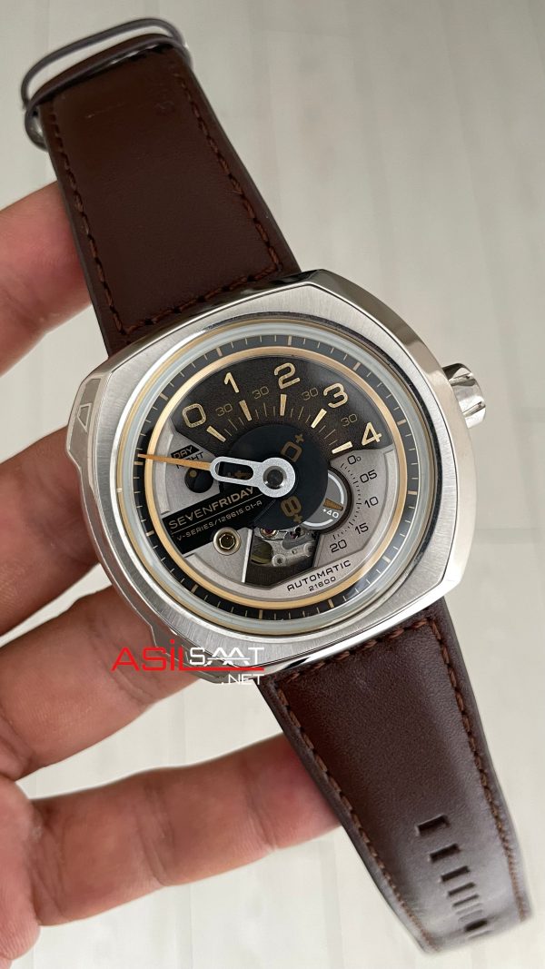 SevenFriday V Series V2/01 Kahverengi 44mm SevenFriday V Series V2/01 Kahverengi 44mm
