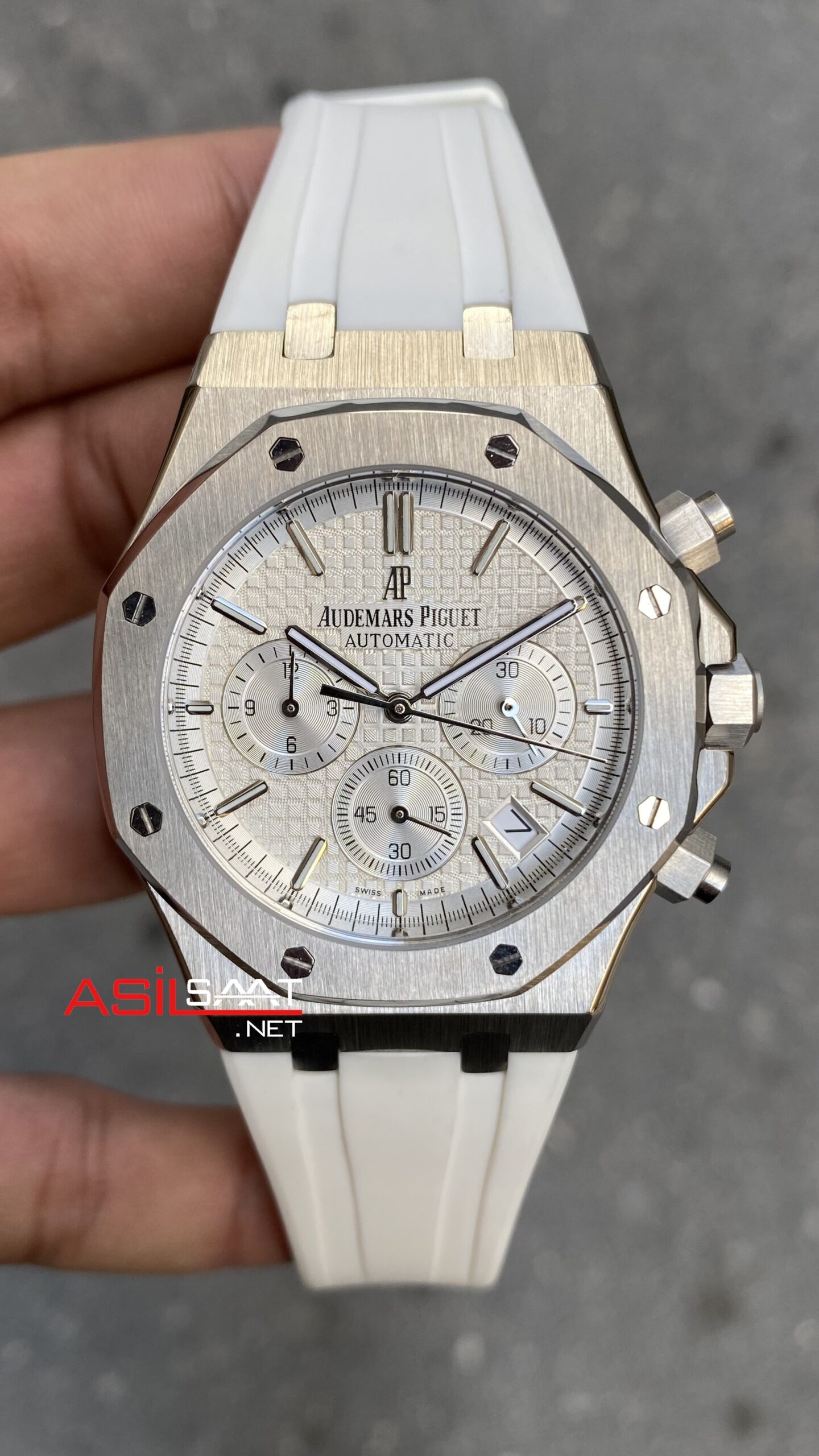 Audemars Piguet Royal Oak Beyaz Kauçuk Kordon 41 mm Replika Saat Audemars Piguet Royal Oak Beyaz Kauçuk Kordon 41 mm Replika Saat