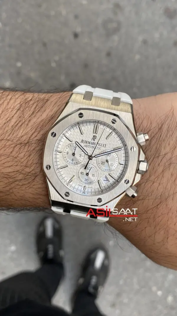 Audemars Piguet Royal Oak Beyaz Kauçuk Kordon 41 mm Replika Saat Audemars Piguet Royal Oak Beyaz Kauçuk Kordon 41 mm Replika Saat