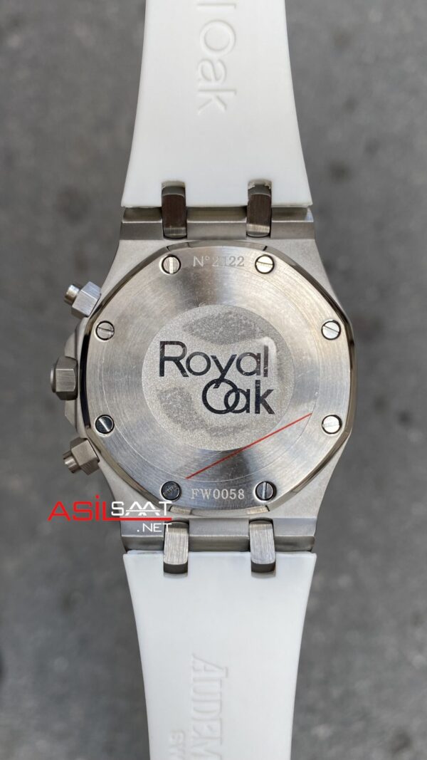 Audemars Piguet Royal Oak Beyaz Kauçuk Kordon 41 mm Replika Saat Audemars Piguet Royal Oak Beyaz Kauçuk Kordon 41 mm Replika Saat