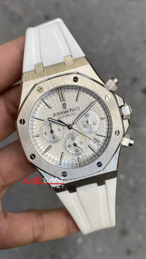 Audemars Piguet Royal Oak Beyaz Kauçuk Kordon 41 mm Replika Saat Audemars Piguet Royal Oak Beyaz Kauçuk Kordon 41 mm Replika Saat