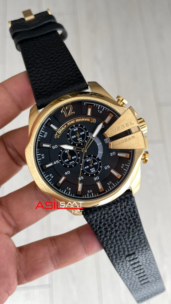 Diesel DZ4344 Mega Chief Gold Siyah 51mm Erkek Kol Saati Diesel DZ4344 Mega Chief Gold Siyah 51mm Erkek Kol Saati
