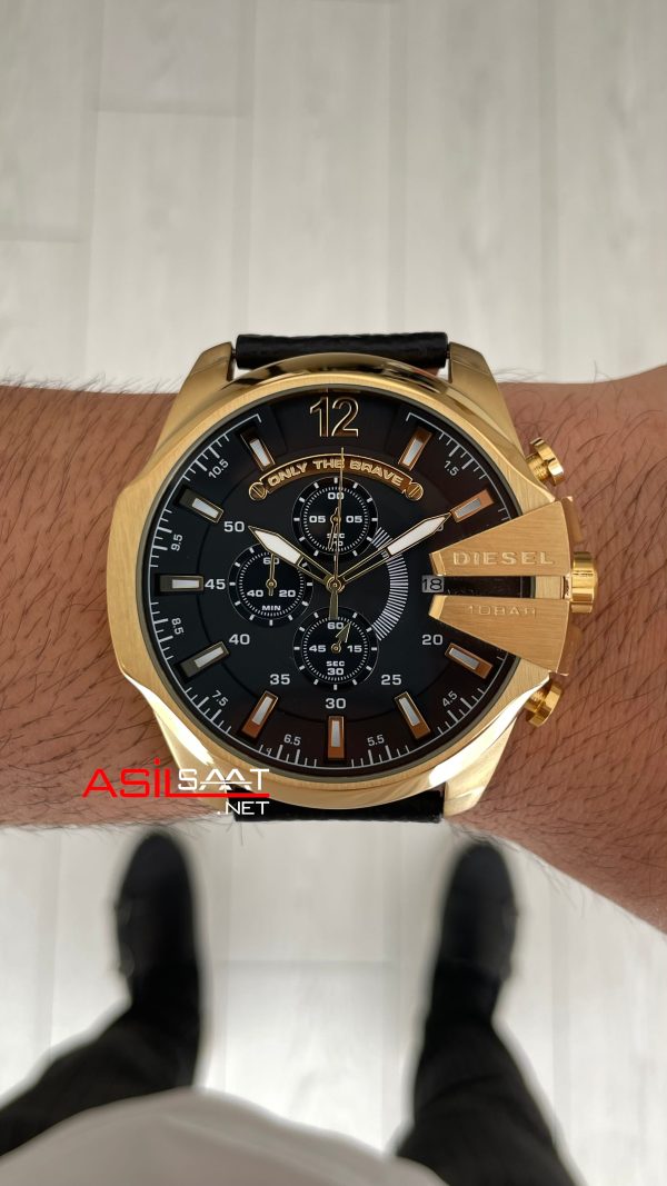 Diesel DZ4344 Mega Chief Gold Siyah 51mm Erkek Kol Saati Diesel DZ4344 Mega Chief Gold Siyah 51mm Erkek Kol Saati