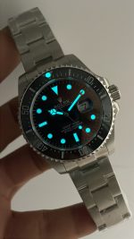 Rolex Sea-Dweller 126600 Oyster Red Text 43mm