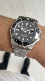Rolex Sea-Dweller 126600 Oyster Red Text 43mm