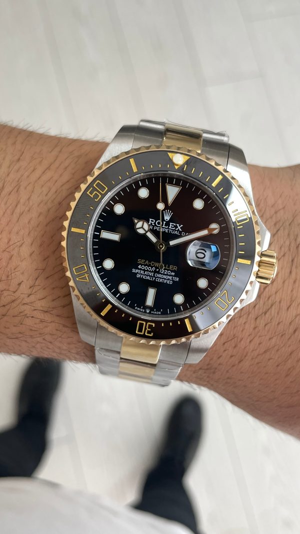 Rolex Sea Dweller 126603 Two Tone Gold 43mm Replika Saat Rolex Sea Dweller 126603 Two Tone Gold 43mm Replika Saat