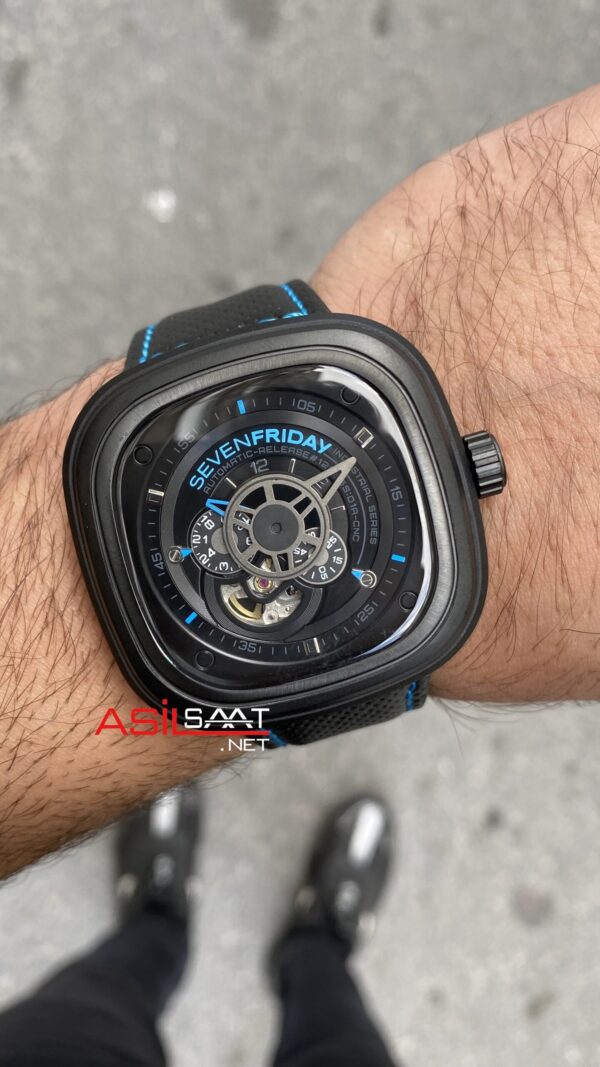 SevenFriday Priors Court P Serisi PVD Black Replika Saat