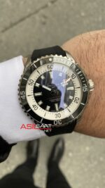Breitling Superocean 44 mm Siyah Replika Saat
