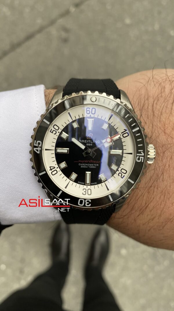 Breitling Superocean 44 mm Siyah Replika Saat