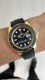 Rolex Yacht Master Oysterflex Rubber 226658 Gold Siyah Kadran 42mm Replika Saat