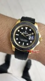 Rolex Yacht Master Oysterflex Rubber 226658 Gold Siyah Kadran 42mm Replika Saat
